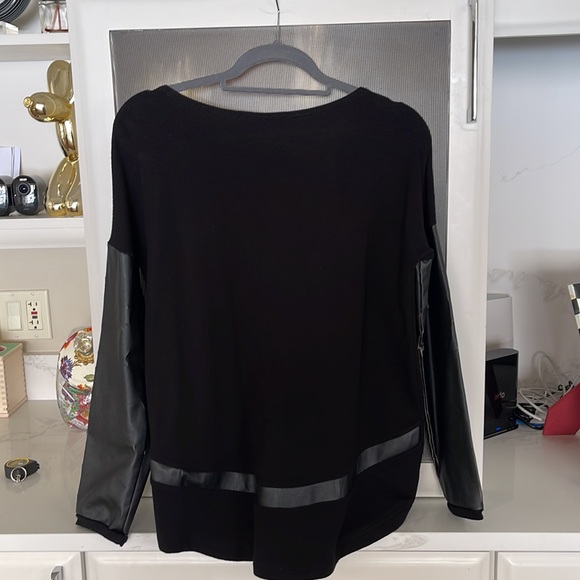 💕HP💕Generation Love Bobo Italian Faux Leather Sleeve Sweatshirt in black - Picture 3 of 14